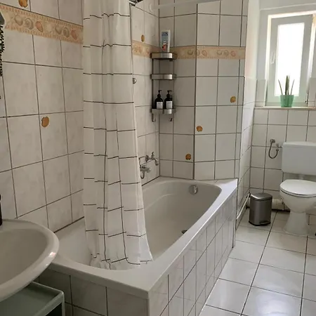 Partners Schlossblick Fuer Bis Zu 6 Personen * Gotha